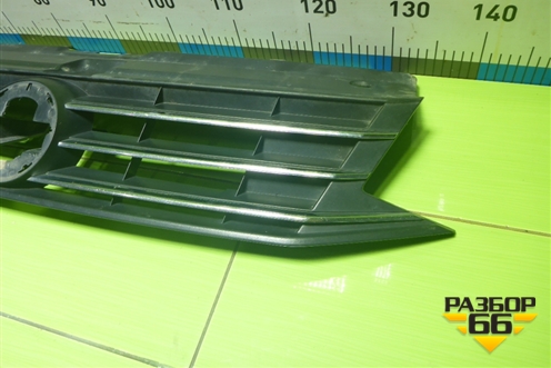 Решетка радиатора (6RU853653B) для Volkswagen Polo (седан) с 2010г (Поло)