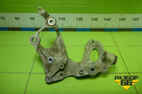 Кронштейн подрамника правый для Honda Civic 5D с 2005-2011г (Цивик)