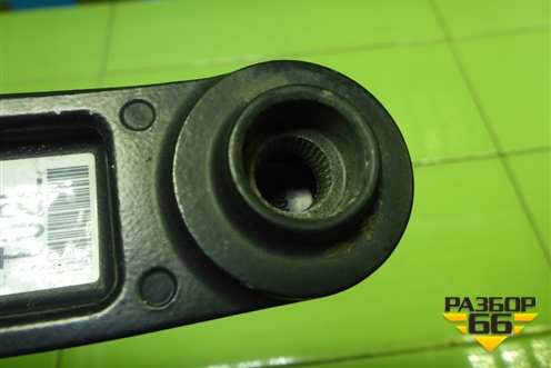 Поводок стеклоочистителя левый для Hyundai Santa Fe с 2012-2018г (Санта Фе)