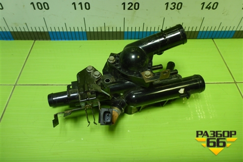 Корпус термостата (2.4л G4KE) (256002G500) для Hyundai Santa Fe с 2012-2018г (Санта Фе)