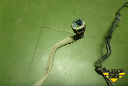 Трубки топливные (на днище) для Hyundai Santa Fe с 2012-2018г (Санта Фе)