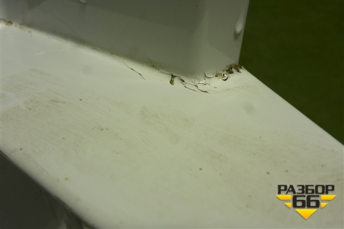 Корпус подножки правой (AZ16D424000022) для Sitrak C7H (С7Н)