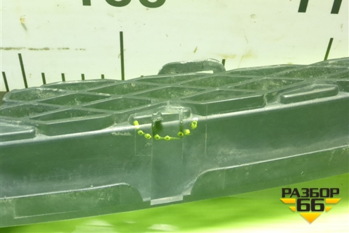 Решетка радиатора (71120SAA00) для Honda FIT (GD) c 2001-2007г (Фит)