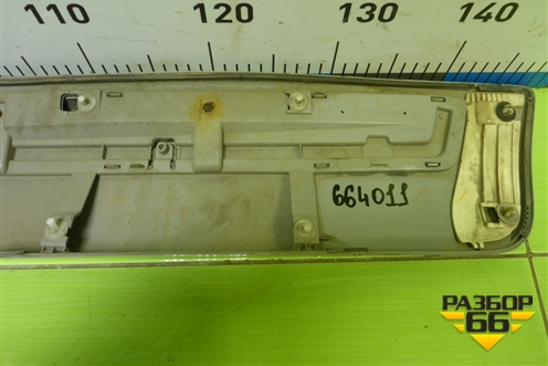 Накладка двери задней правой (после 2012г) (7507560120) для Toyota Land Cruiser (200) с 2008г (Ленд Крузер)