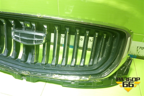 Решетка радиатора (8889607258) для Geely Monjaro с 2021г (Монджаро)