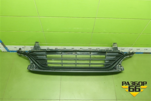 Решетка в передний бампер центральная (86531L2300) для Kia K5 с 2020г (К5)