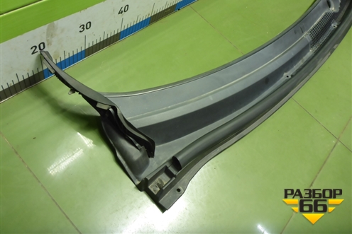 Решетка стеклоочистителей (95217505) для Chevrolet Aveo (Т300) с 2011г (Авео Т300)