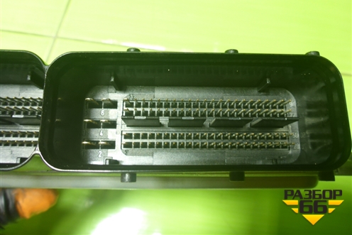 Блок управления двигателем (3.2л) (8E0907559H) для Audi A4 (В7) с 2004-2009г (А4)