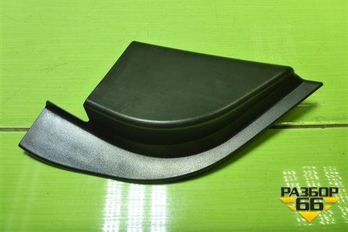 Накладка двери передней левой уголок (95015625) для Chevrolet Aveo (Т300) с 2011г (Авео Т300)