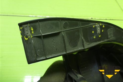 Накладка двери передней левой уголок (95015625) для Chevrolet Aveo (Т300) с 2011г (Авео Т300)