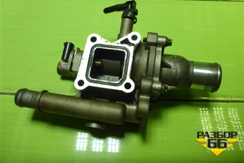 Корпус термостата (1.6л F16D4) (24435102) для Chevrolet Aveo (Т300) с 2011г (Авео Т300)