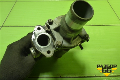 Корпус термостата (1.6л F16D4) (24435102) для Chevrolet Aveo (Т300) с 2011г (Авео Т300)