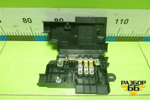 Блок предохранителей (3С0937548) для Volkswagen Passat (B6) с 2005-2010г (Пассат Б6)