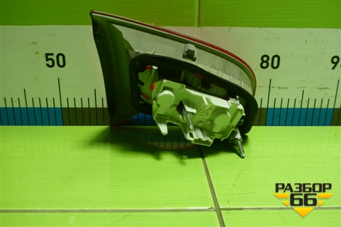 Фонарь задний внутренний правый (до 2007г универсал) (8E9945094A) для Audi A4 (В7) с 2004-2009г (А4)