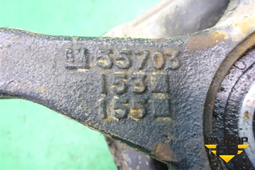 Кулак поворотный передний правый (55703153) для Opel Corsa D с 2006-2014г (Корса Д)