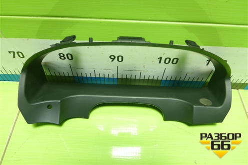 Накладка на щиток приборов (A2076080189) для Mercedes Benz E-Klass C207 (купе) с 2009г (Е Купе)