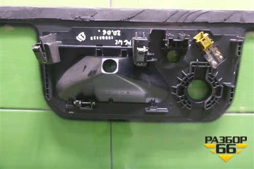 Стекло лобовое (после 2018г) для Mercedes Benz G-Klass W463 с1989г (Гелендваген)