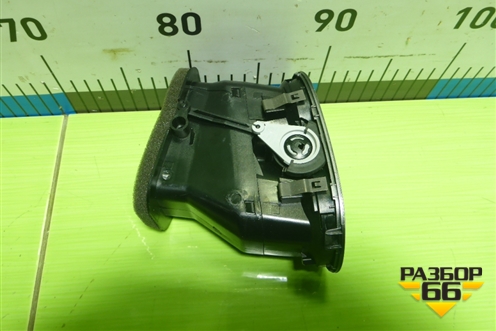 Дефлектор воздушный правый (5M0819704) для Volkswagen Tiguan с 2007-2011г (Тигуан)