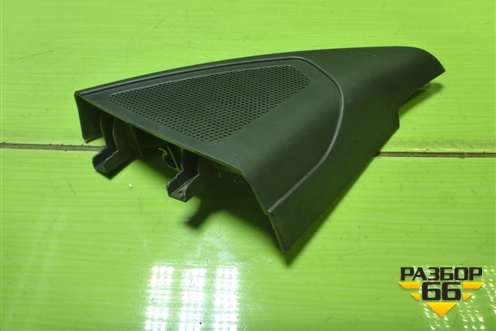 Накладка двери передней правой уголок (8450008047) для VAZ Vesta/Веста с 2015г