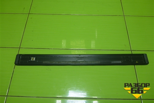 Накладка порога внутренняя переднего левого (A2116805535) для Mercedes Benz E-Klass W211 c 2002-2009г (Е)