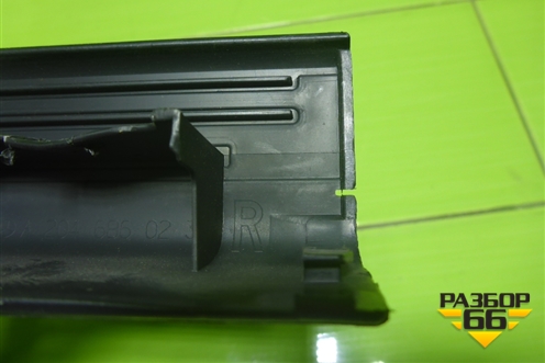 Накладка порога внутренняя заднего правого (A2046860236) для Mercedes Benz C-Klass W204 с 2007-2014г (Ц)