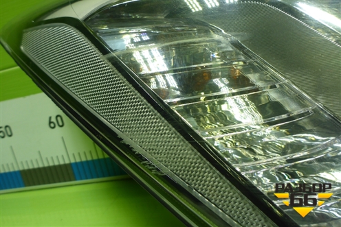 Фара правая (до 2015г ксенон с блоком и лампой) (921022W000) для Hyundai Santa Fe с 2012-2018г (Санта Фе)