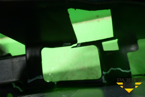 Бампер задний (верхняя часть после 2014г под парктроник) (8U0807385C) для Audi Q3 с 2011-2018г (Ку 3)