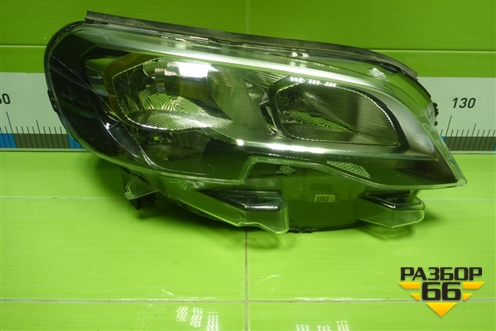 Фара правая (галоген) (9808572580) для Peugeot Expert с 2016г (Эксперт)