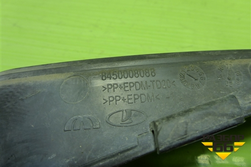 Молдинг лобового стекла правый (нижний) (8450008088) для VAZ Vesta/Веста с 2015г