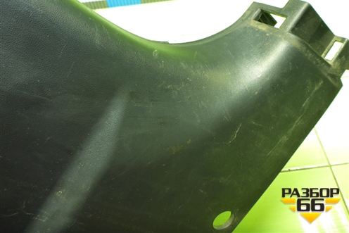 Обшивка стойки центральная нижняя правая (858462Y000) для Hyundai ix 35 с 2010г (Ай икс 35)