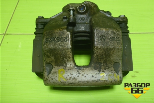 Суппорт передний правый для Mercedes Benz C-Klass W204 с 2007-2014г (Ц)