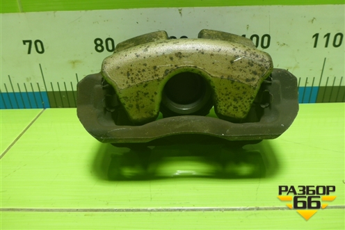 Суппорт передний правый для Mercedes Benz C-Klass W204 с 2007-2014г (Ц)