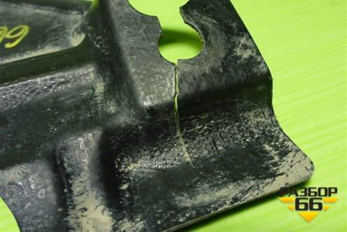 Пыльник двигателя (5144348100) для Lexus RX 350 c 2015г (РХ)