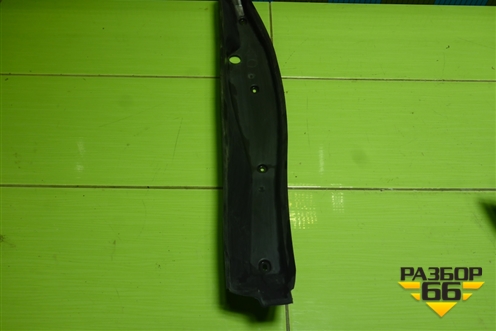 Пыльник переднего крыла правого (A2048890225) для Mercedes Benz C-Klass W204 с 2007-2014г (Ц)