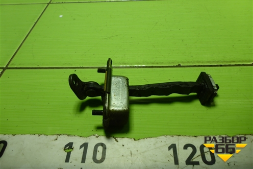 Ограничитель двери задней левой для Hyundai ix 35 с 2010г (Ай икс 35)