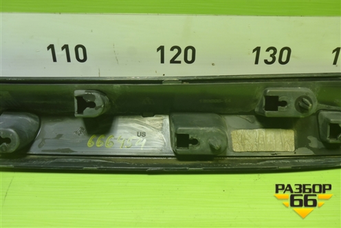 Накладка двери задней правой (51138064798) для BMW X3 G01 с 2017г (Х3 Г01)