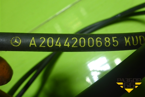 Трос стояночного тормоза (A2044200685) для Mercedes Benz C-Klass W204 с 2007-2014г (Ц)