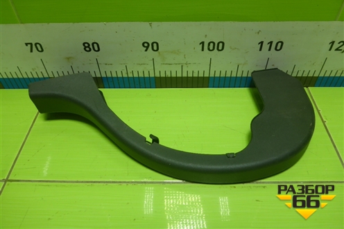 Накладка внутренняя (петли крышки багажника левая) (A2048210189) для Mercedes Benz C-Klass W204 с 2007-2014г (Ц)