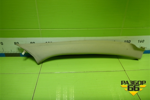 Обшивка стойки лобового стекла правая (8200034954) для Renault Megane 2 с 2002-2009г (Меган)