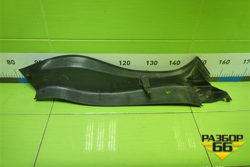 Обшивка стойки задняя нижняя левая (седан) (8200114428) для Renault Megane 2 с 2002-2009г (Меган)