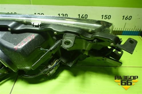 Фара левая (до 2016г галоген) (8115002E70) для Toyota Corolla (E18) с 2012-2019г (Королла 180)