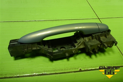 Ручка наружная двери задней правой (8200028463) для Renault Megane 2 с 2002-2009г (Меган)