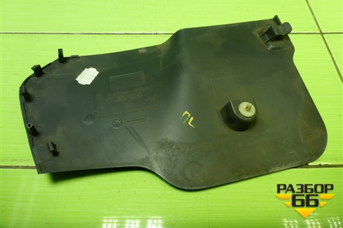 Накладка внутренняя (на консоль левая) (8200079025) для Renault Megane 2 с 2002-2009г (Меган)