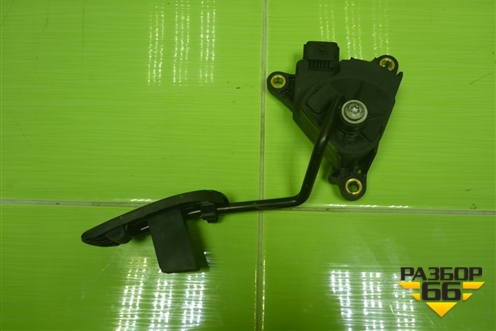 Педаль газа электронная (18002AX700) для Nissan Tiida (C11X) с 2004-2013г (Тиида)