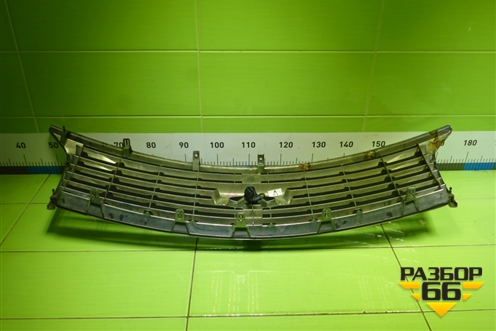 Решетка радиатора (под камеру) (623101LA0A) для Infiniti Infiniti QX56/QX80 (Z62) с 2010г (Ку икс56/80)