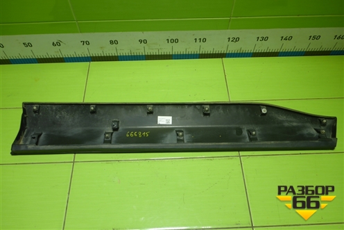 Накладка двери передней левой (7507442040) для Toyota Rav-4 с 2018г (Рав 4)