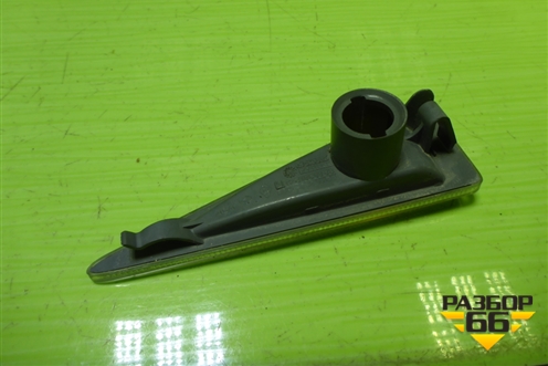 Повторитель на крыло левый (8200301241) для Renault Megane 2 с 2002-2009г (Меган)