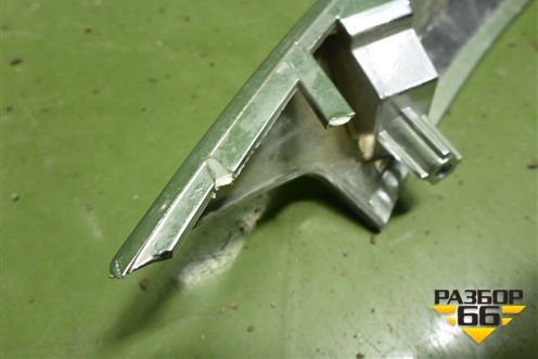 Накладка на решетку радиатора (602002032AA) для OMODA C5 с 2022г (Ц5)