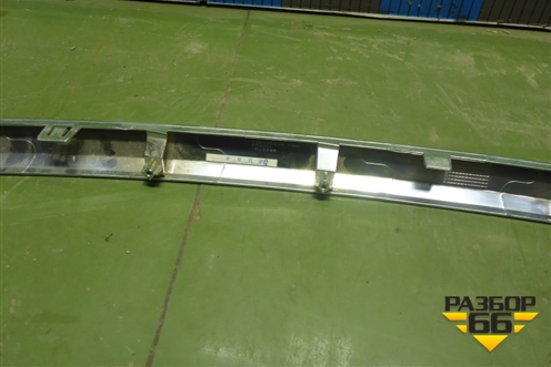 Накладка на решетку радиатора (602002032AA) для OMODA C5 с 2022г (Ц5)