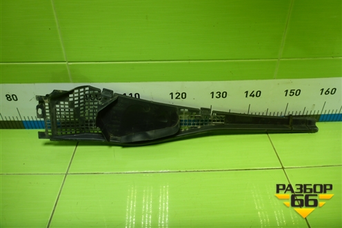 Решетка стеклоочистителей левая (8200825457) для Renault Logan с 2004-2015г (Логан)